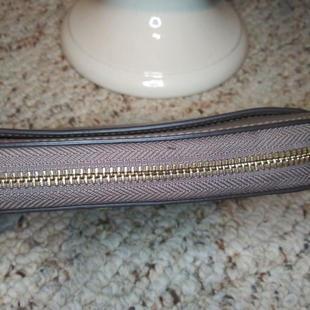 Kate Spade NWOT Taupe Large Leather Continental Zip Around Leather Wallet - Picture 5 of 13